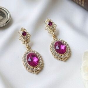 Alloy earrings with imitation crystal inlay, durable earrings, pink and gold-ton
